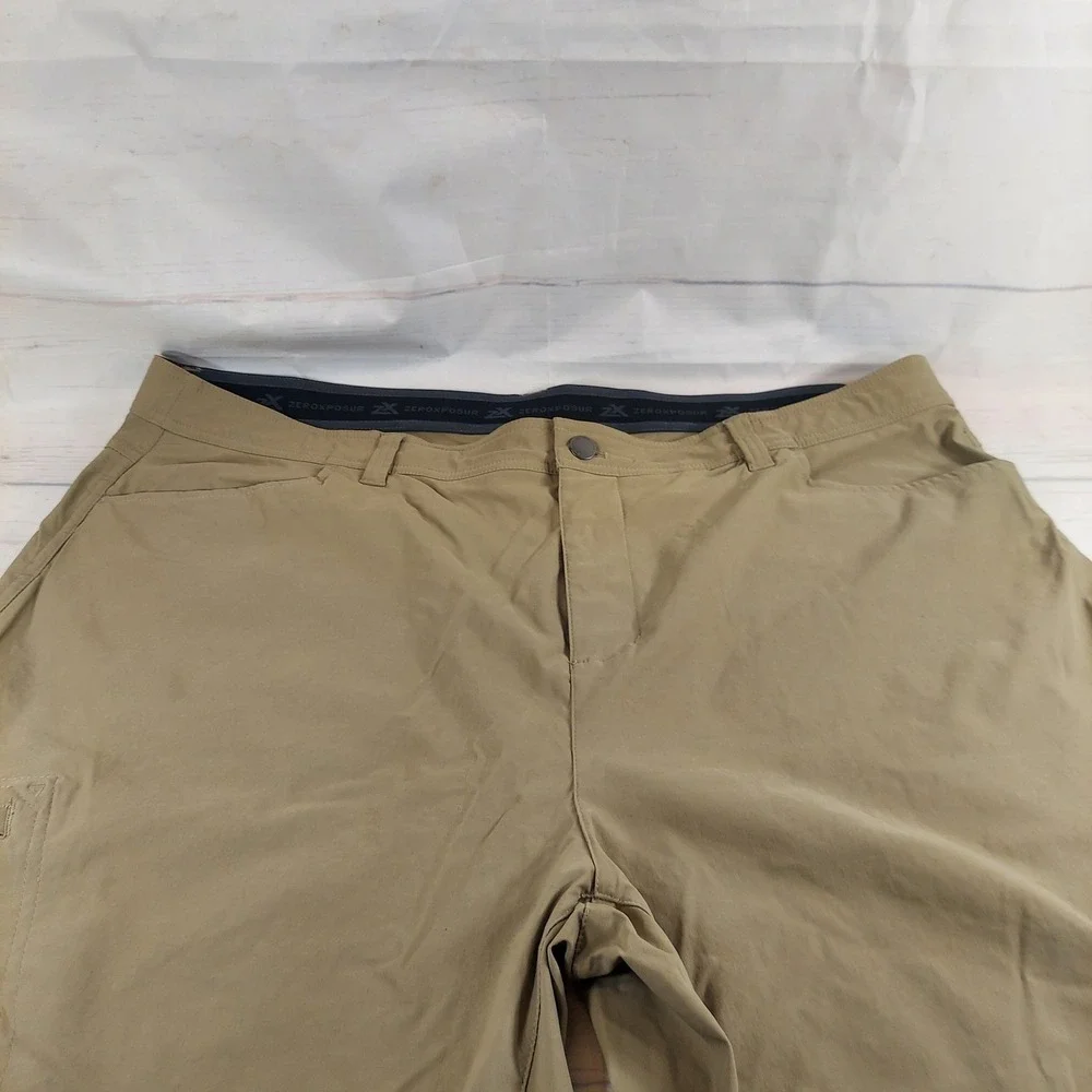 ZeroXposur Men's Travel Series Pants Khaki Size 44x29 Nylon Spandex Blend‎